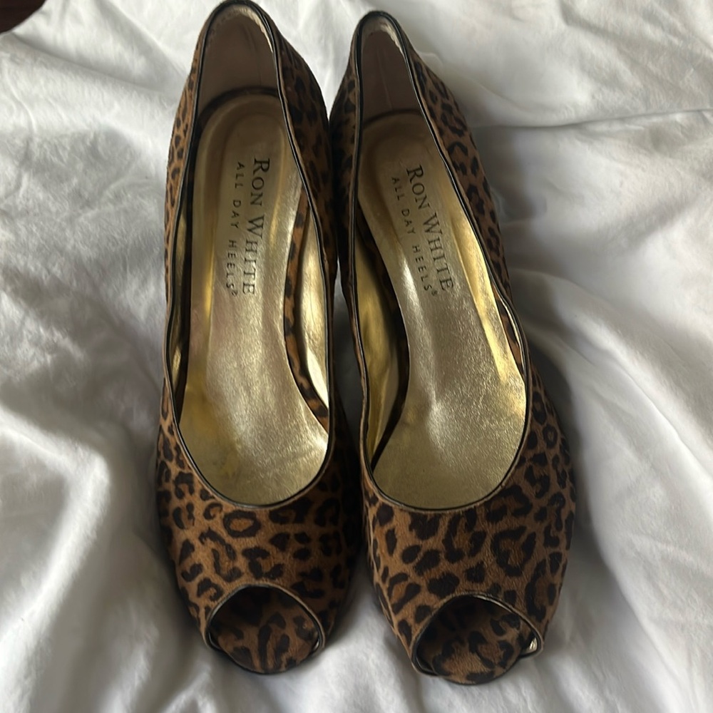 Ron White All Day Peep Toe Leopard Print Heels